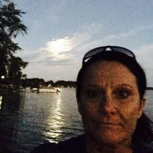 Meet your Posher, Veronica